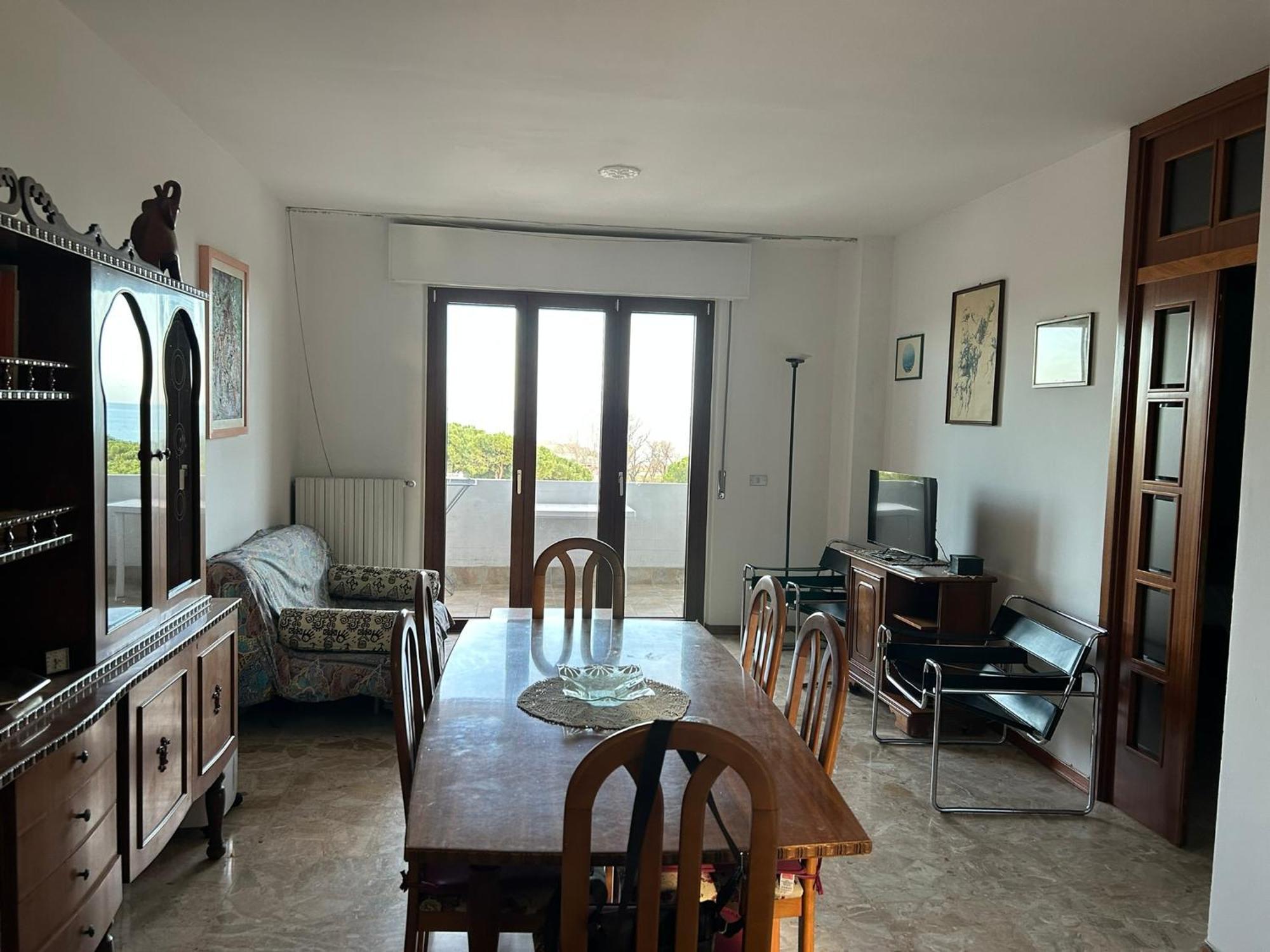 L T Miramare Apartment *